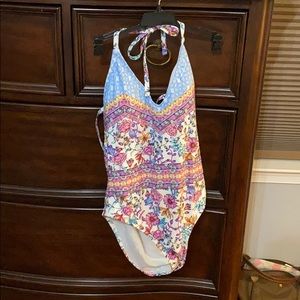 NWT Kenneth Cole Reaction Swimsuit